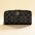 Cartera Tipo Coach Formato Largo Negra
