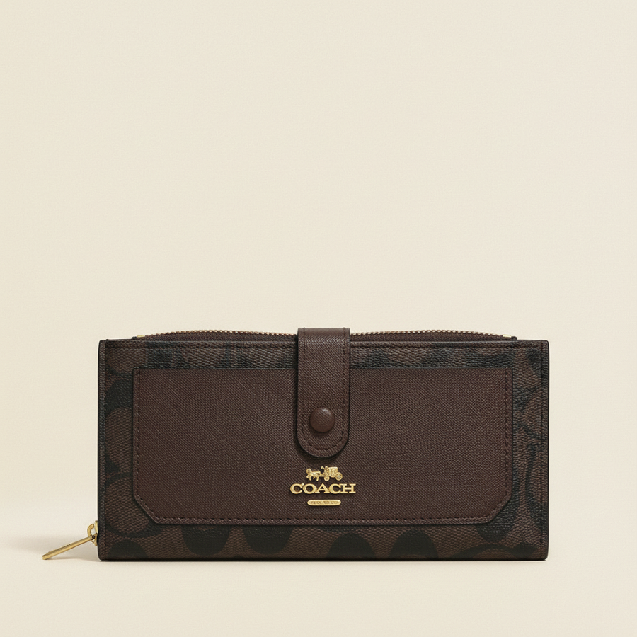 Cartera Larga Dupe Coach de Lona – Color Marrón